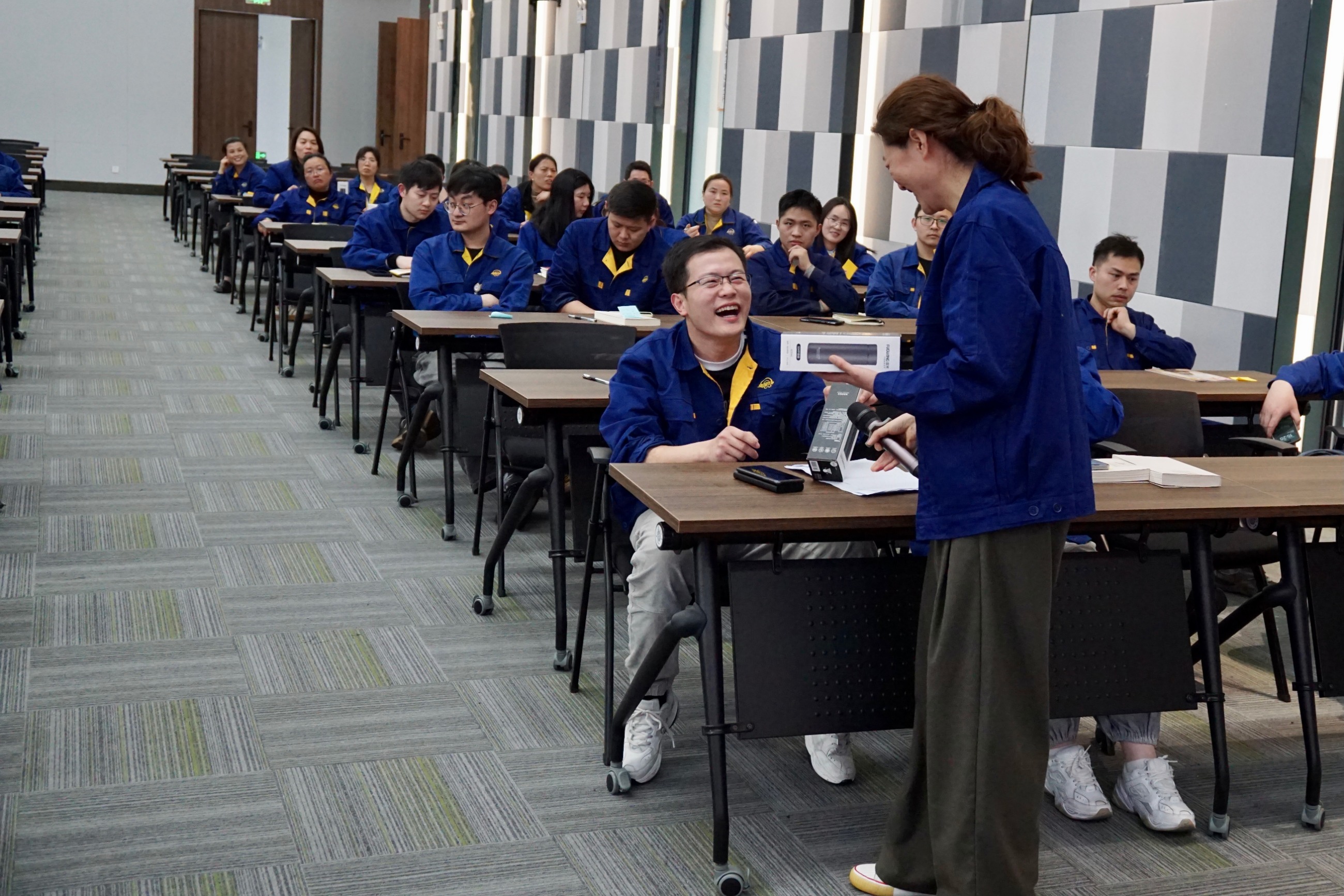 江蘇泰隆減速機(集團)股份有限公司 江蘇泰隆減速機(集團)股份有限公司