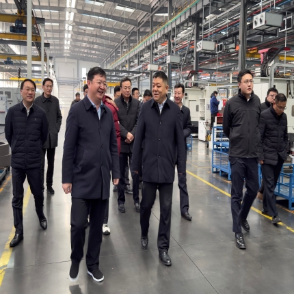 泰興市委書記、市長劉文榮帶隊調(diào)研泰隆復(fù)工復(fù)產(chǎn)情況