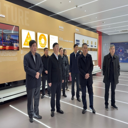 省工商聯(lián)副主席郭東升一行來泰隆調研訪談